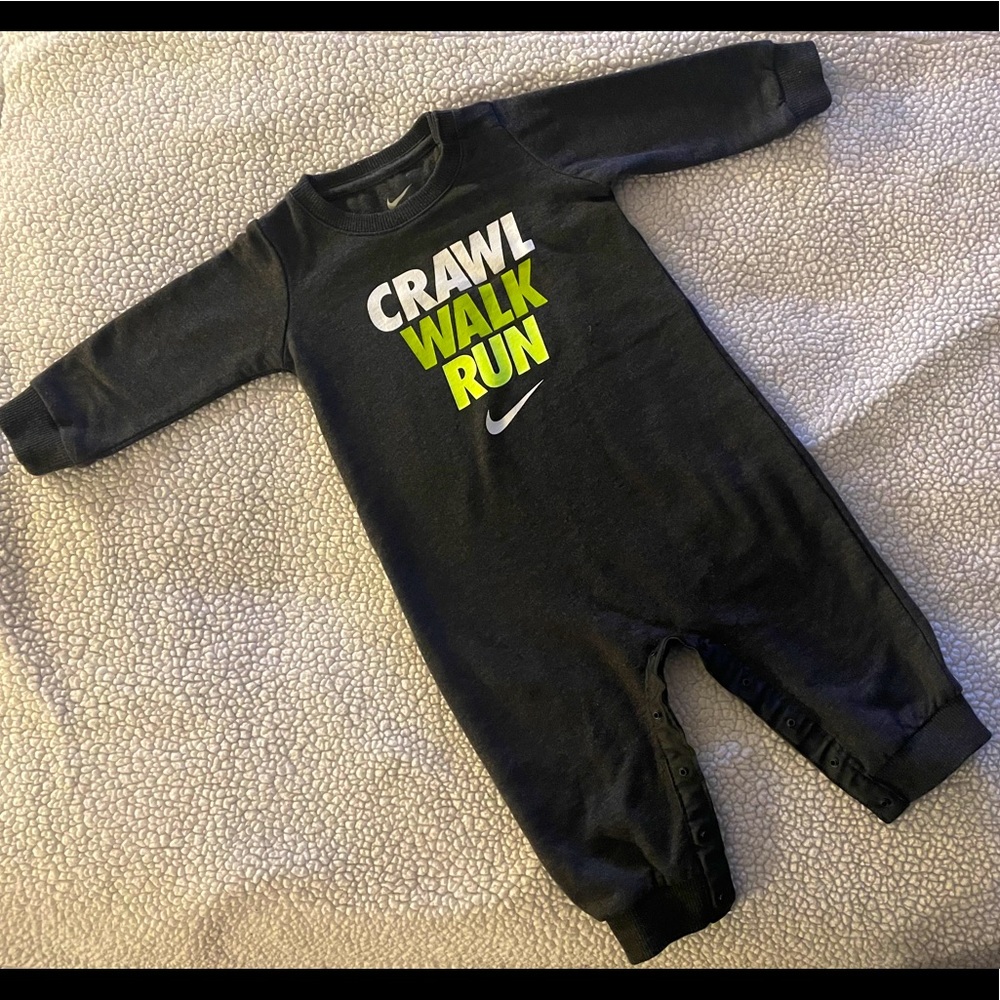 Nike Infant Onepiece Romper 6 mos.